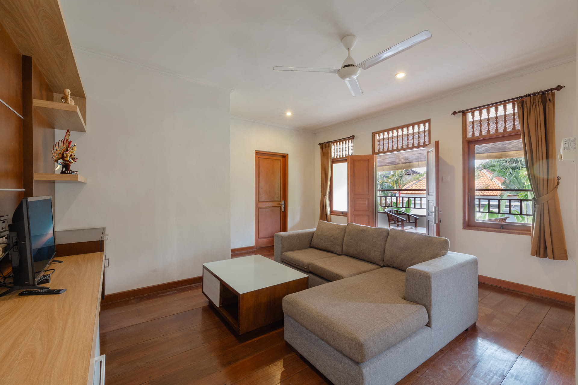 2 Kamar Tidur dengan Kolam Pribadi - 3A/3B